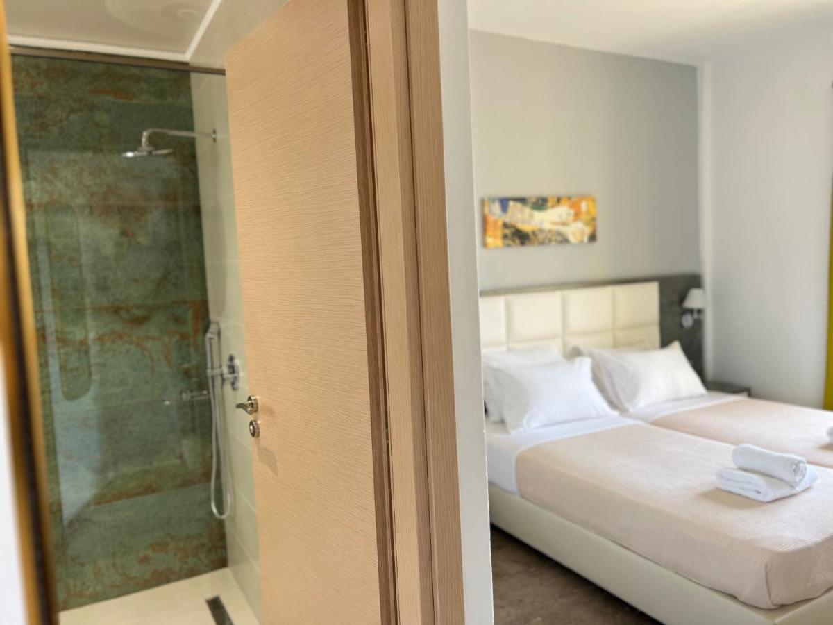 Maria Hotel Sisi Екстериор снимка