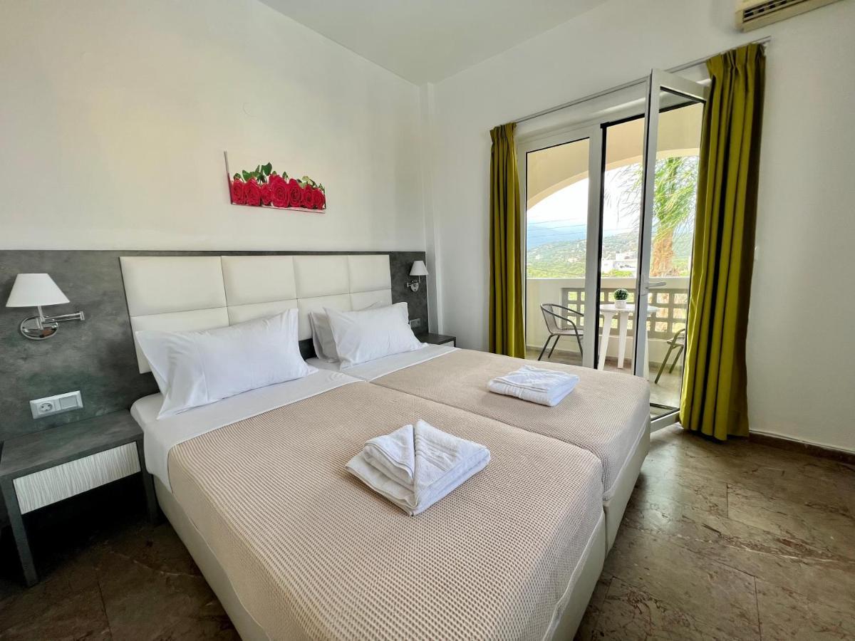 Maria Hotel Sisi Екстериор снимка